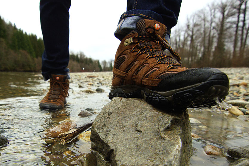 How To Waterproof Your Work Boots And Keep Them Looking New | SmartLiter
